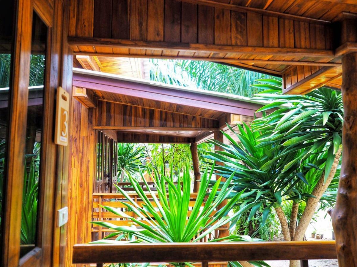 Baansuan Resort Don Sak Екстер'єр фото