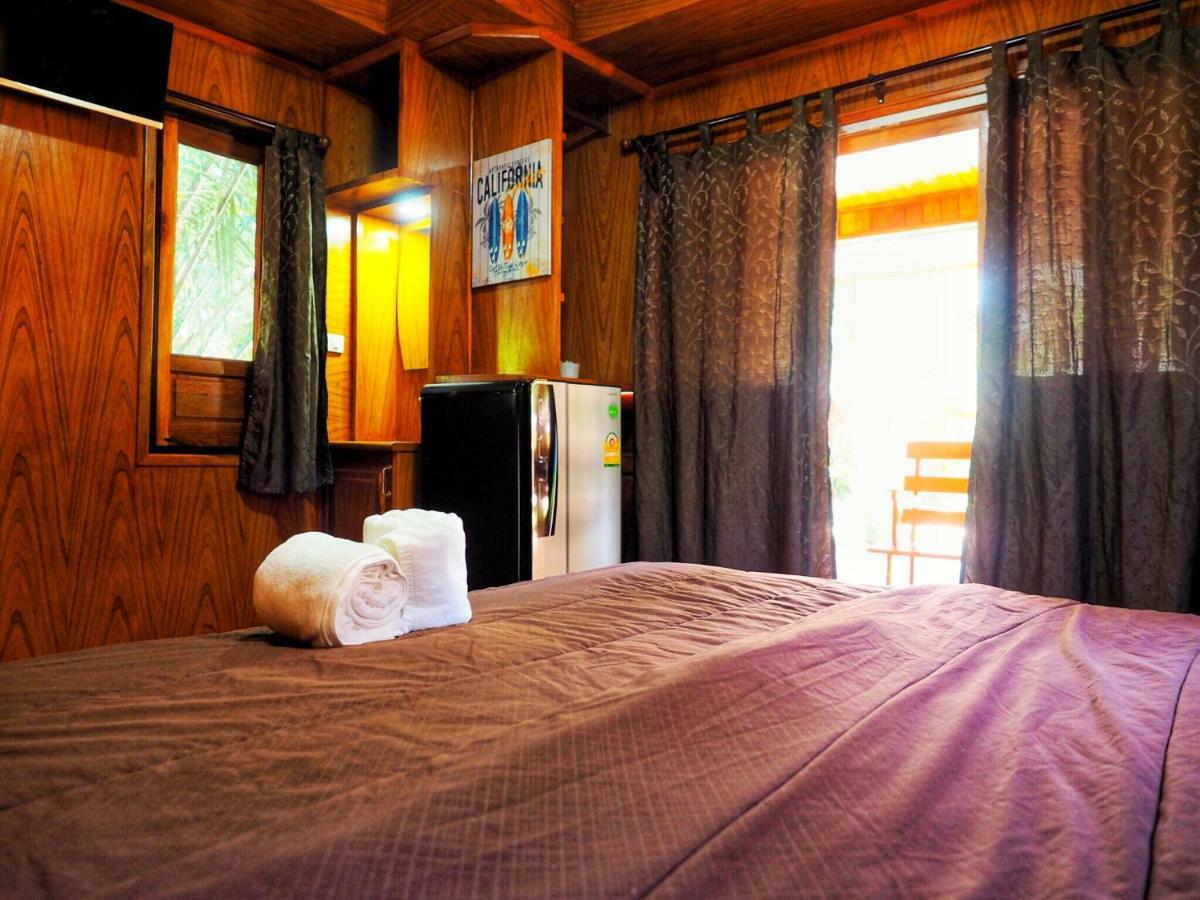 Baansuan Resort Don Sak Екстер'єр фото